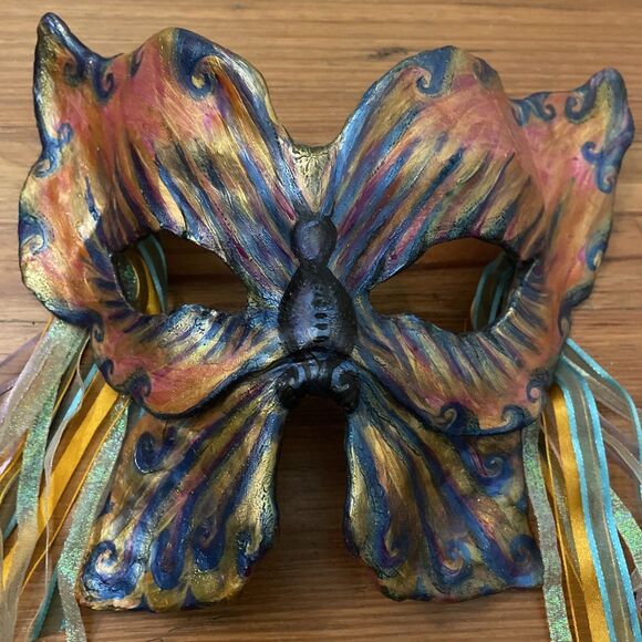 Mardi Gras Mask Butterfly Handcrafted Signed Iridescent Purple Gold - Picture 11 of 12